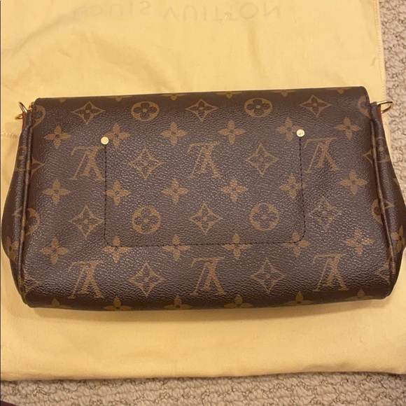 Louis Vuitton MM Monogram Favorite - Picture 9 of 14